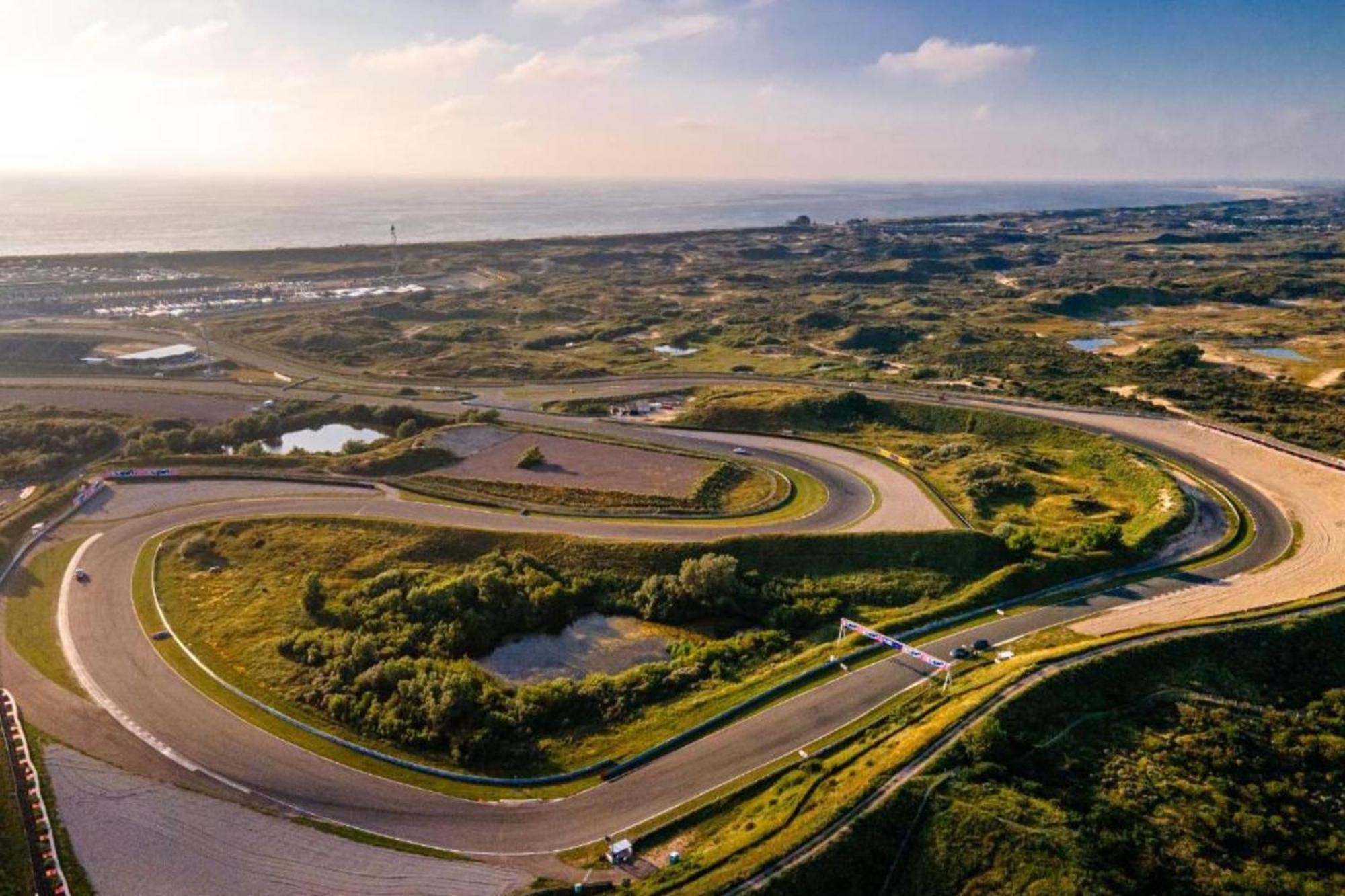 Studio 19 With Private Parking Zandvoort Kültér fotó